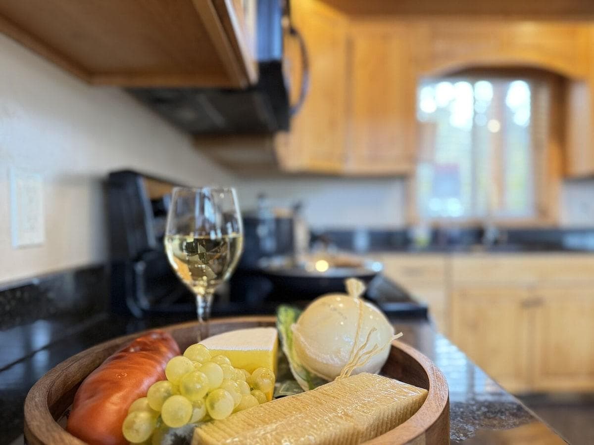 The perfect cabin for a home cooked meal.